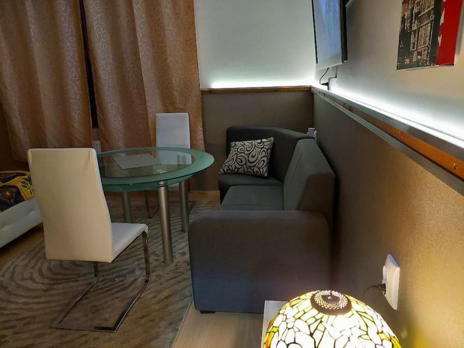 Ujszeged Apartman Exteriör bild