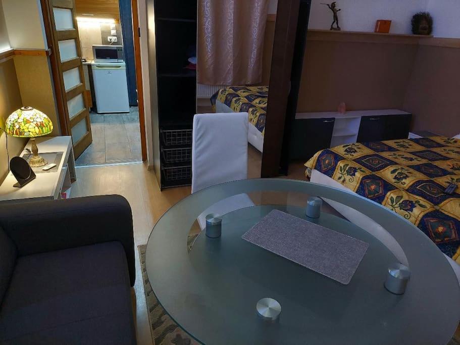 Ujszeged Apartman Exteriör bild
