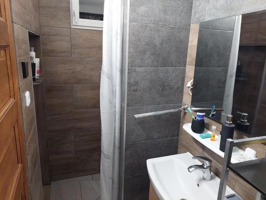 Ujszeged Apartman Exteriör bild