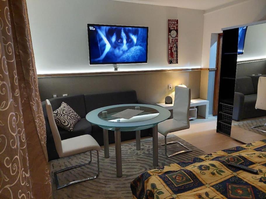 Ujszeged Apartman Exteriör bild
