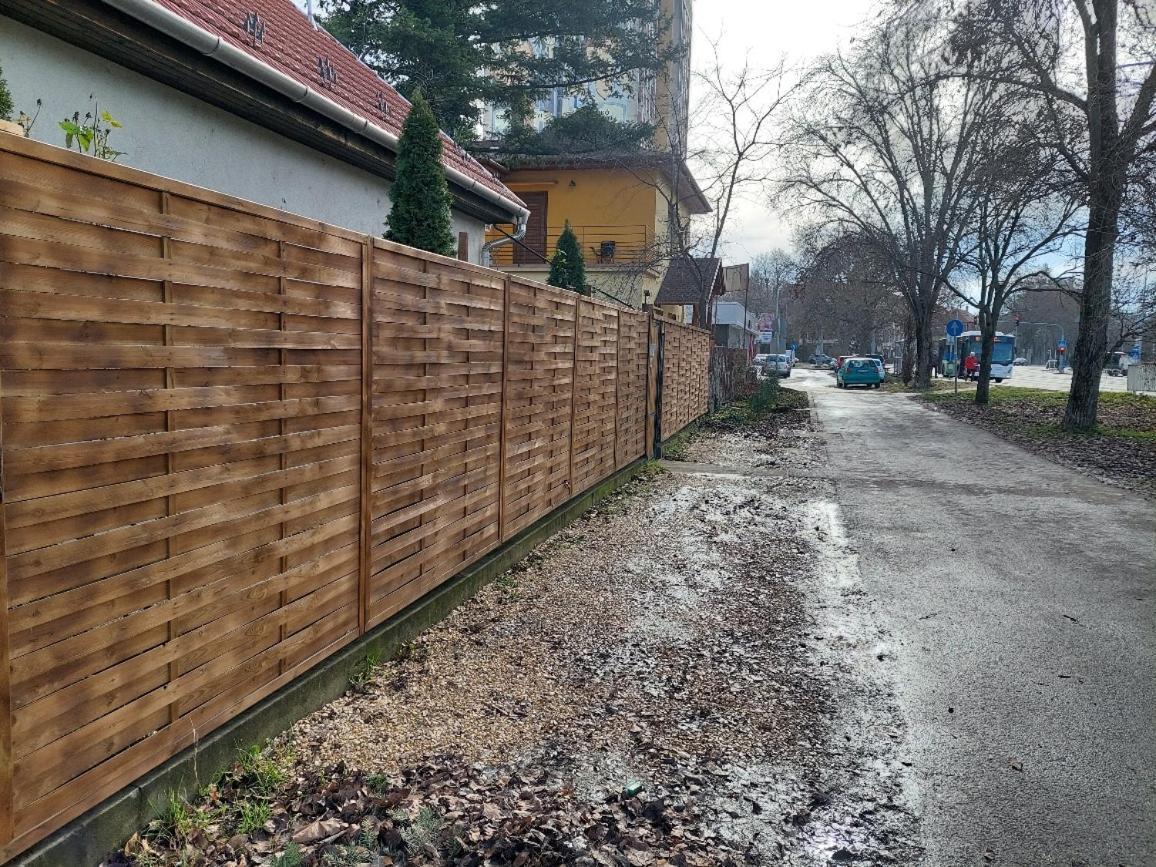 Ujszeged Apartman Exteriör bild