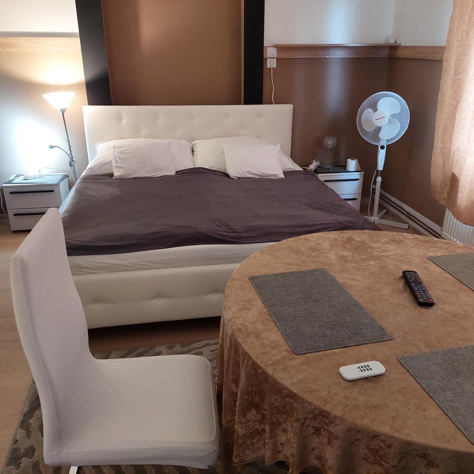 Ujszeged Apartman Exteriör bild