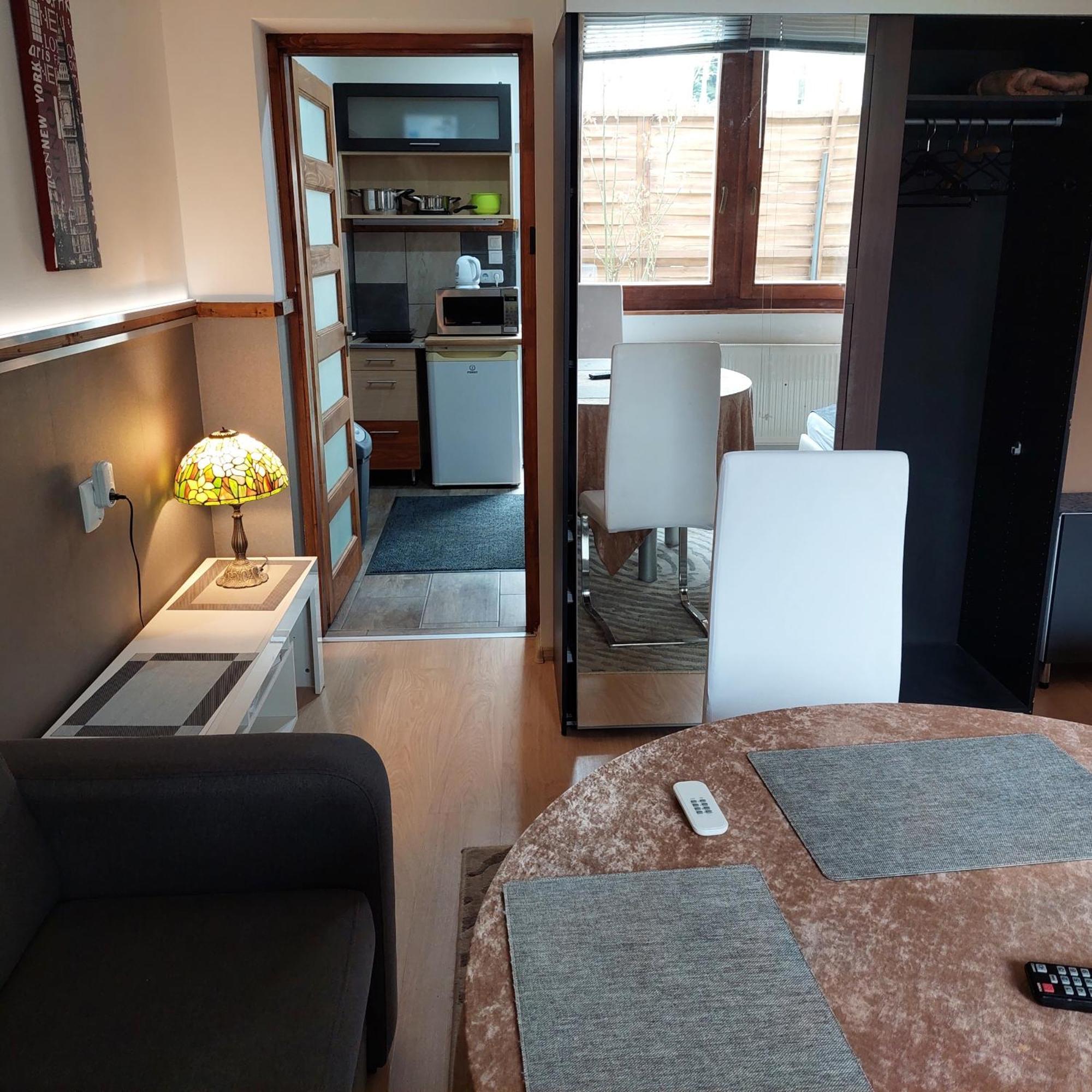 Ujszeged Apartman Exteriör bild