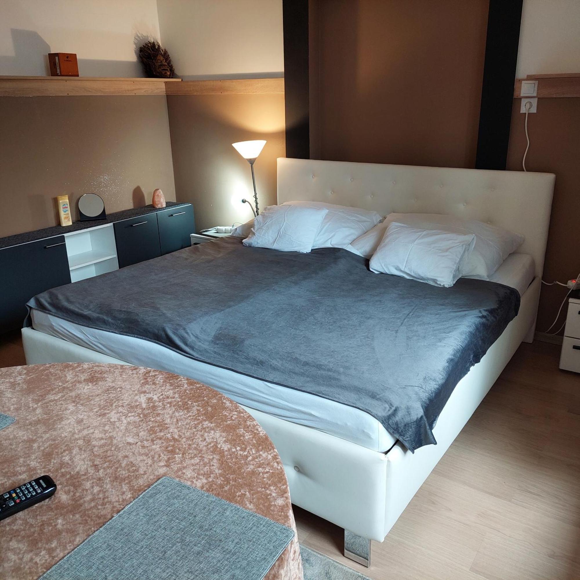 Ujszeged Apartman Exteriör bild