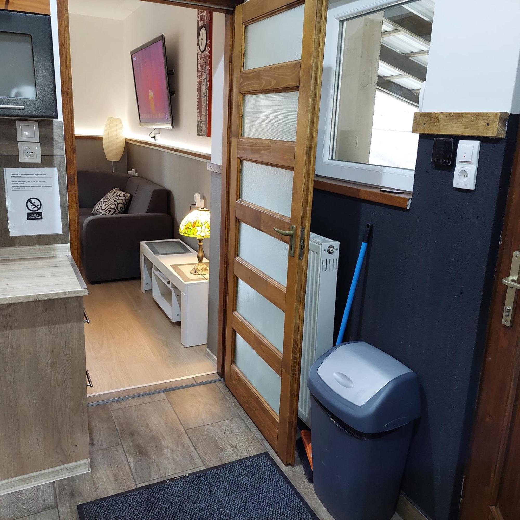Ujszeged Apartman Exteriör bild