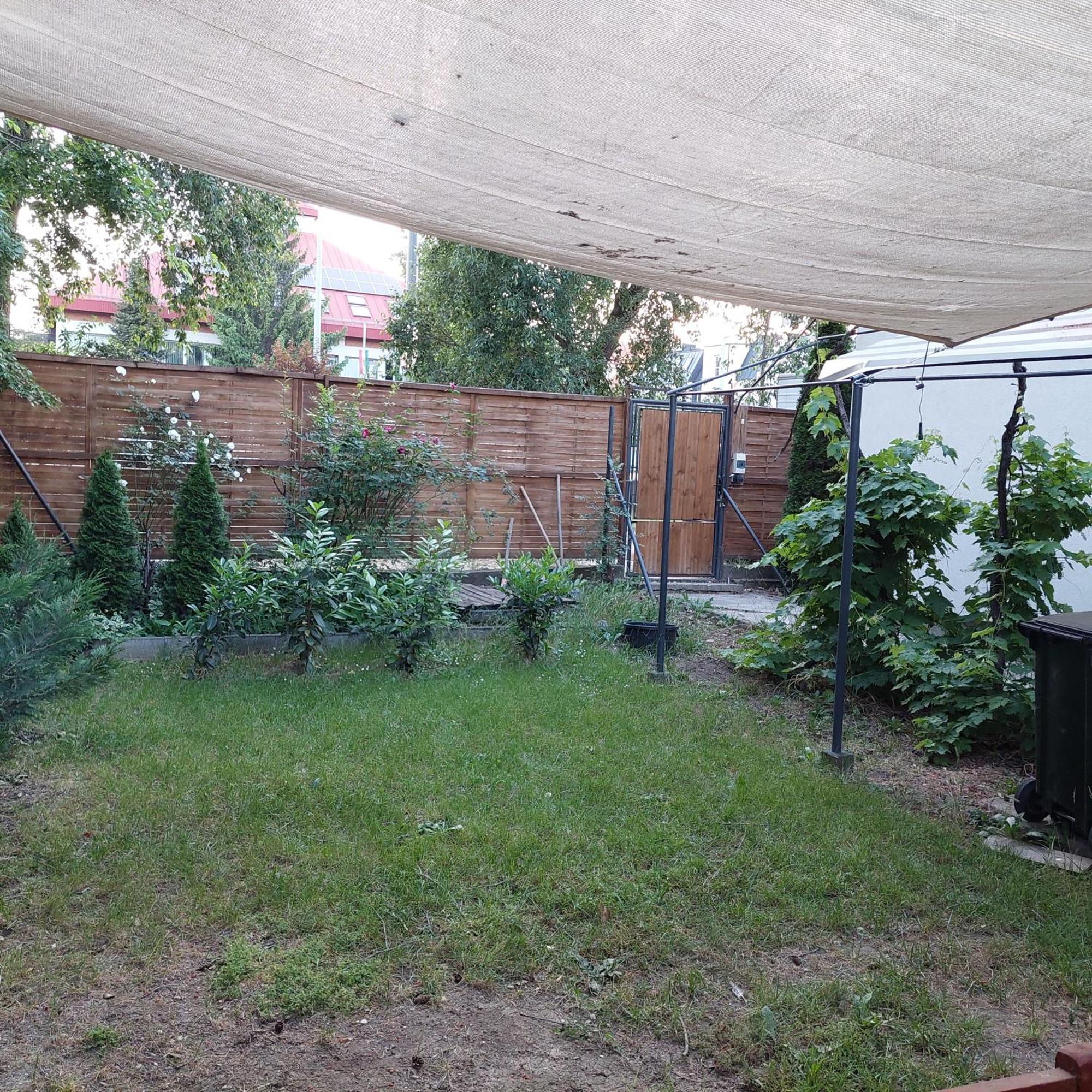 Ujszeged Apartman Exteriör bild